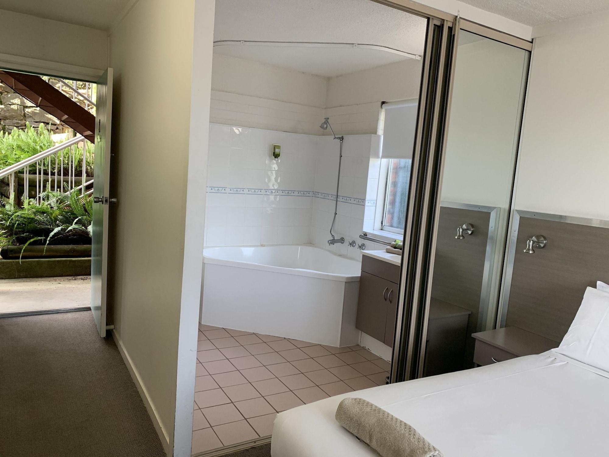 Aparthotel Adina Place 3*