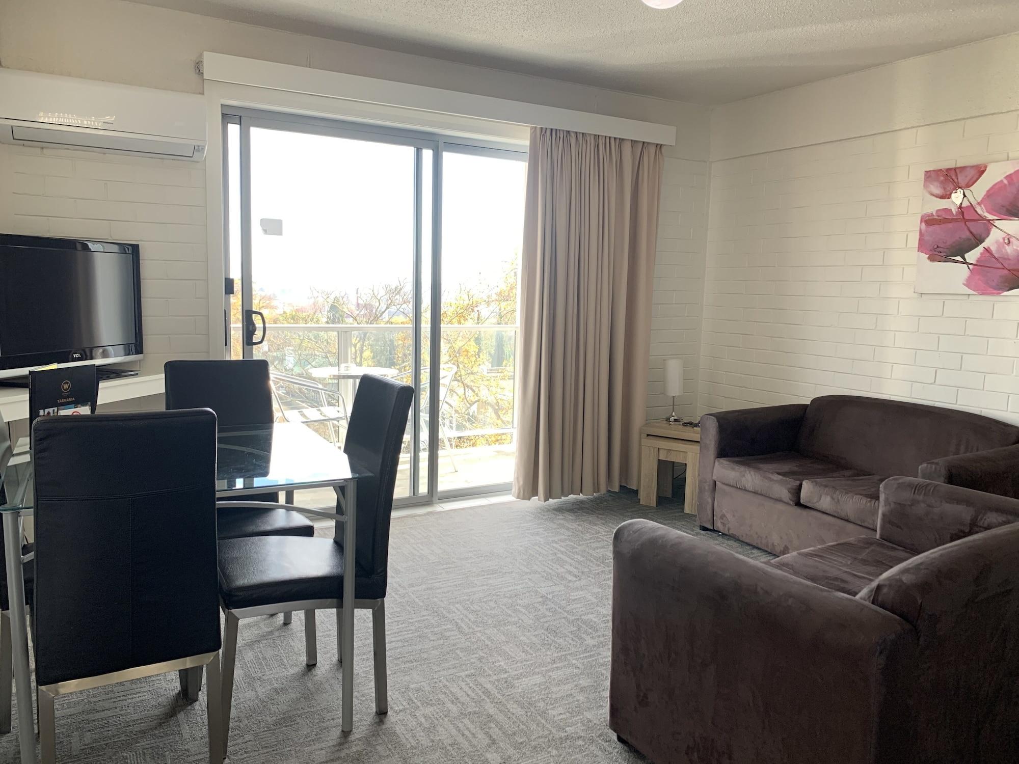Adina Place Aparthotel Launceston