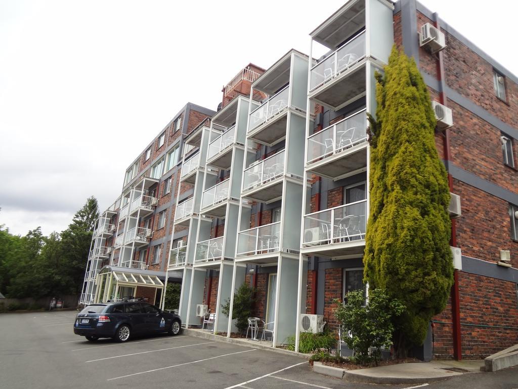 Adina Place 3* Launceston