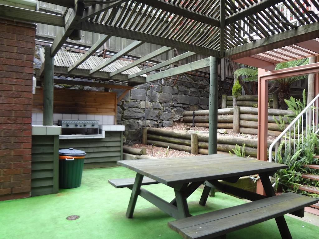 Adina Place 3* Launceston