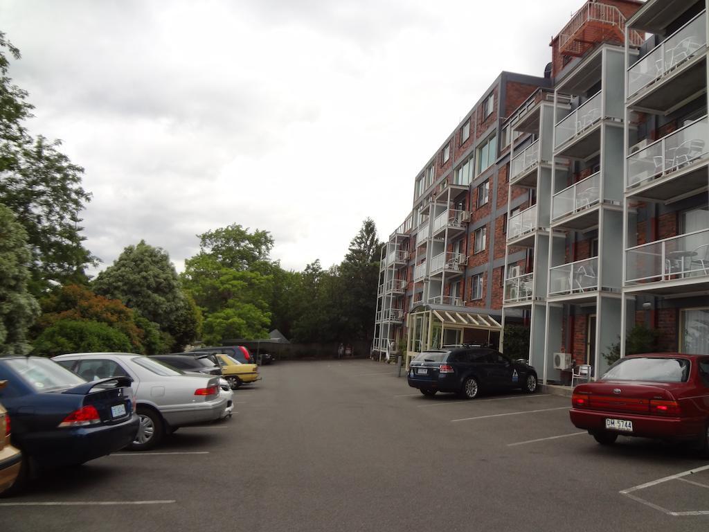 Adina Place Aparthotel