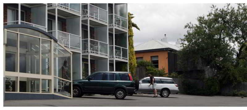 Adina Place 3* Launceston